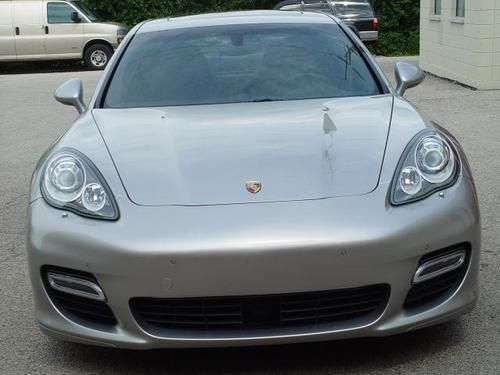 2011 porsche panamera