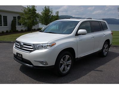 2011 toyota highlander limited 4wd 4x4 navigation dvd leather camera stunning v6