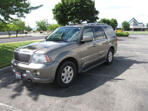 2003 lincoln navigator - 4x4 - well maintained