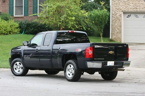 2007 chevrolet silverado 1500 lt extended cab pickup 4-door 5.3l