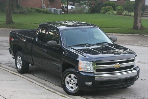 2007 Chevrolet Silverado 1500 LT Extended Cab Pickup 4-Door 5.3L, US $18,274.00, image 4