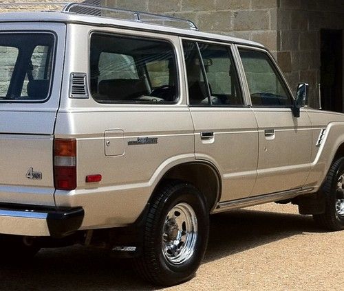 Toyota land cruiser 1989 fj62