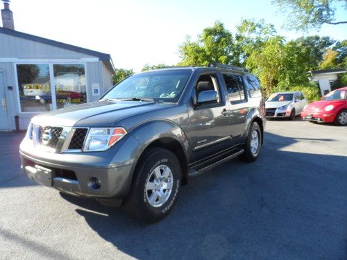 2005 nissan pathfinder se off-road sport utility 4-door 4.0l