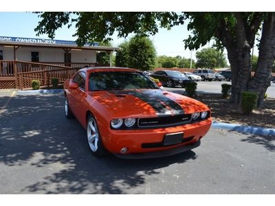 Srt8 coupe 6.1l cd black leather interior sunroof navigation push button start