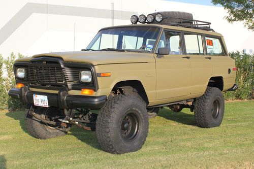 1984 jeep grand wagoneer 4x4 custom lift and paint