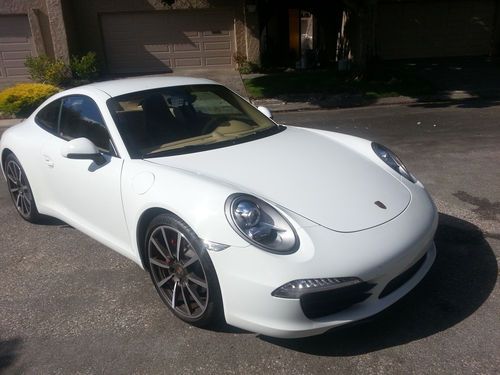 2013 porsche 911 carrera s coupe 2-door 3.8l