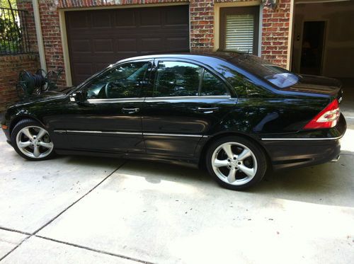 2006 mercedes-benz c230 sport sedan 4-door 2.5l rare 6speed