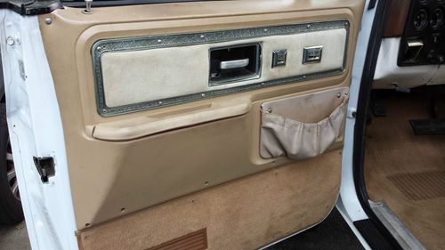 1974 Chevrolet K5 Blazer 4x4, New Engine, Suspension, Paint, 33 inch Tires, image 10