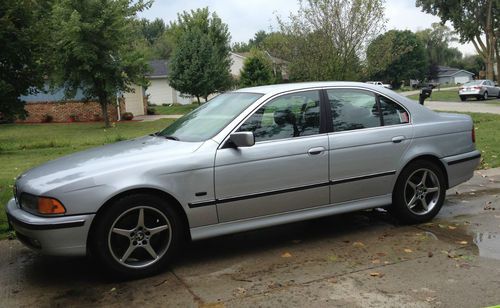 1997 bmw 528i 5-series e39 silver with grey leather interior