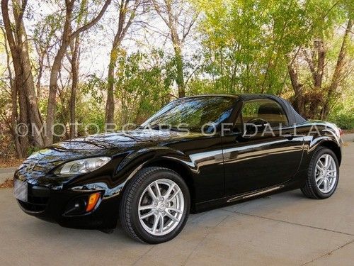 2010 mazda miata mx-5 convertible low miles  1 owner