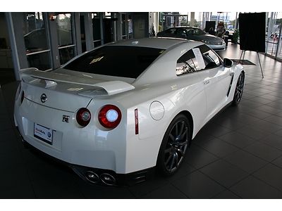 2013 Nissan GT-R Super Car Certified Motor Trend Dealer Lowest Reserve on Ebay, image 7