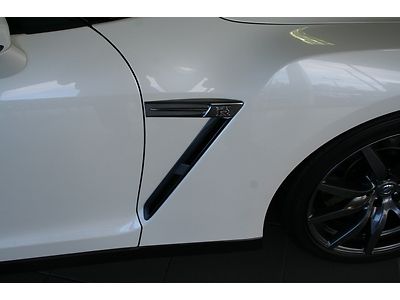 2013 Nissan GT-R Super Car Certified Motor Trend Dealer Lowest Reserve on Ebay, image 9