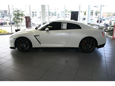 2013 Nissan GT-R Super Car Certified Motor Trend Dealer Lowest Reserve on Ebay, image 40