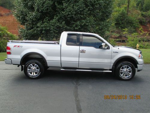 2004 ford f-150 fx4 extended cab pickup 4-door 5.4l