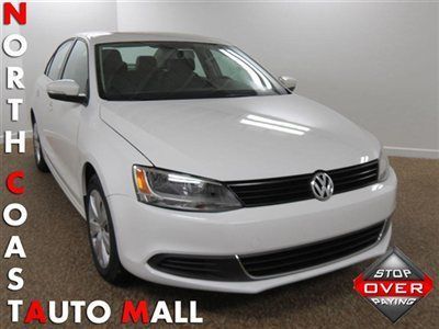 2013(13)jetta se white/black fact w-ty only 13k keyless cruise mp3 save huge!!!