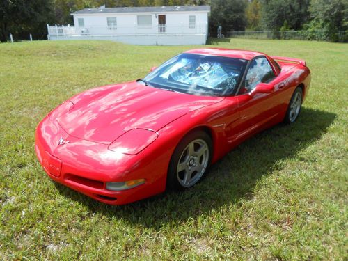 1998 chevrolet corvette base hatchback 2-door 5.7l