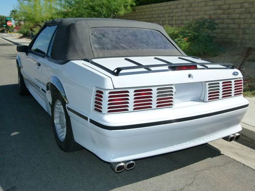 1989 White Ford Mustang GT 2 Door Rag Top, image 4