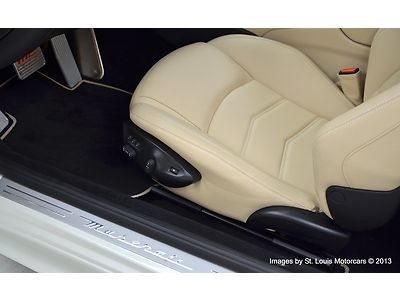 2013 Maserati Granturismo Sport Coupe Bianco Eldorado over Nero 106 Miles!, image 16