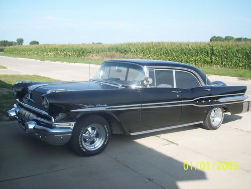 1957 pontiac star chief ht sedan 5.7l. tri power carburetors. total restoration