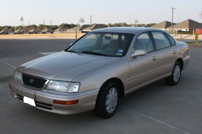 1996 toyota avalon xl sedan 4-door 3.0l