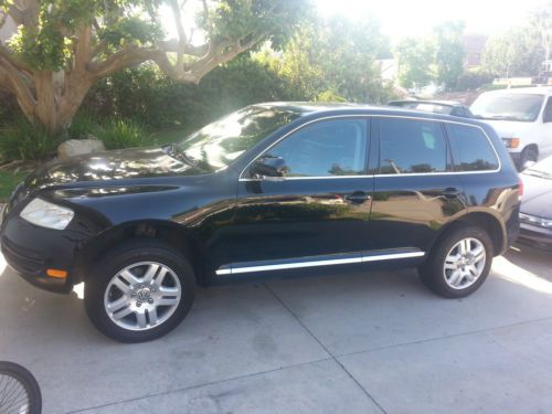 2004 volkswagen touareg v8 sport utility 4-door 4.2l