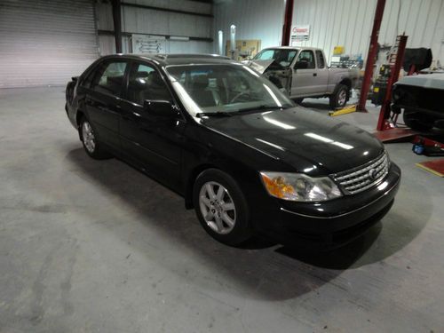 2003 avalon xl wrecked damaged damage repairable needs work project rebuildable