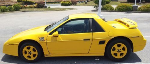 1985 pontiac fiero, 3k 300hp northstar, custom leather interior and much more!