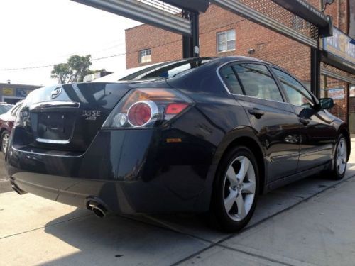 2008 Nissan Altima SE Sedan 4-Door 3.5L, image 3