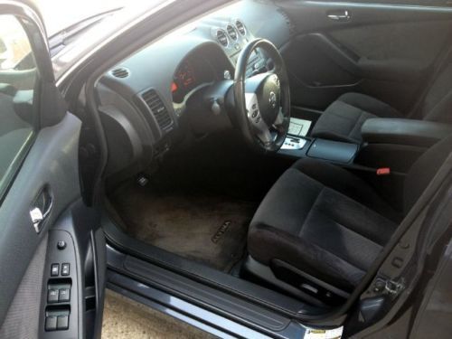 2008 Nissan Altima SE Sedan 4-Door 3.5L, image 5
