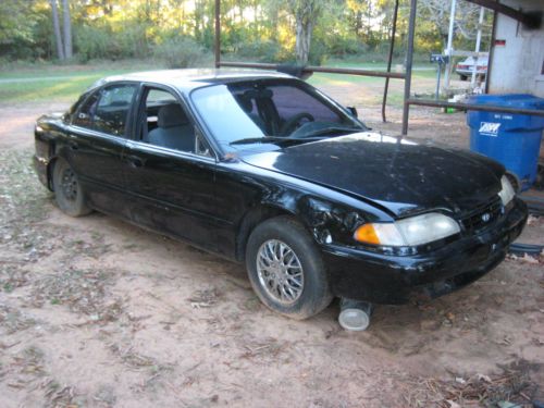 Parting out 1996 hyundai sonata base sedan 4-door 2.0l