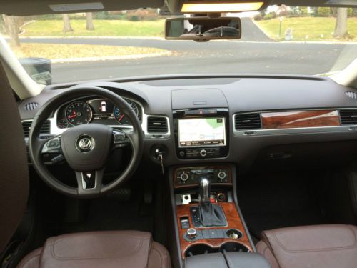 2011 Volkswagen Touareg Luxury VR6 Sport Utility 4-Door 3.6L, US $28,000.00, image 7