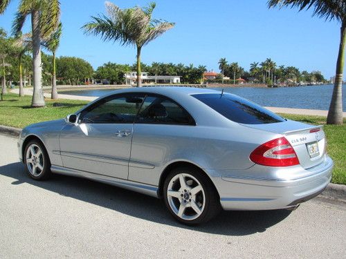 2005 mercedes-benz clk500 base coupe 2-door 5.0l