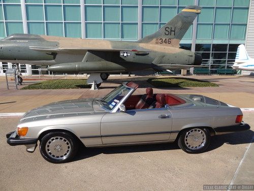 1986 mercedes-benz 560 sl convertible / classic benz roadster &amp; records / video