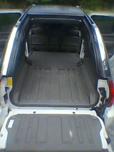 Gmc: envoy xuv 4wd retractable roof...