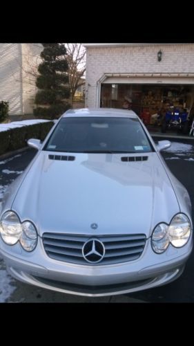 2004 mercedes-benz sl500 base convertible 2-door 5.0l 7,300 miles!