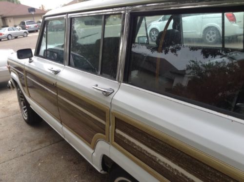 1989 jeep grand wagoneer base sport utility 4-door 5.9l