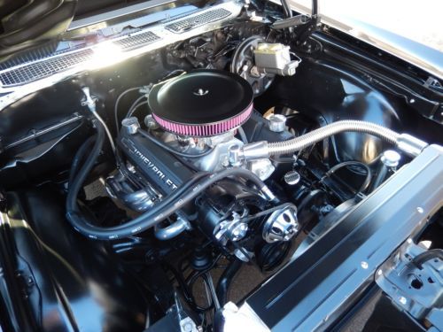 1972 Chevrolet Chevelle Convertible Jet black 350 wheel disc brakes leather, image 7