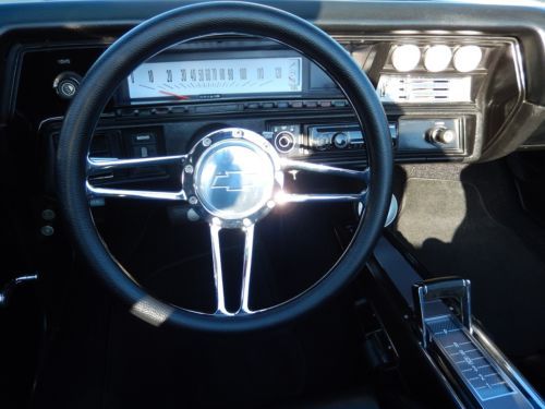 1972 Chevrolet Chevelle Convertible Jet black 350 wheel disc brakes leather, image 8
