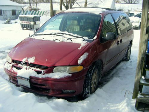 1998 dodge grand caravan 3.8l for parts/repair, runs, maintained all receipts