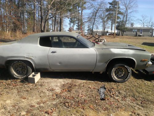 1974 plymouth roadrunner base coupe 2-door 6.6l