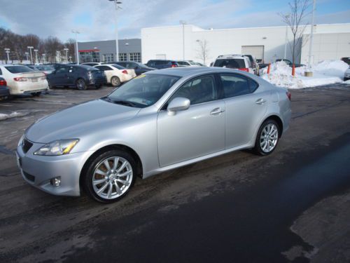 Awd 4x4 6cyl sedan is 250 automatic silver leather roof lexus