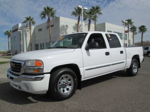 06 white automatic 5.3l v8 miles:75k crew cab pickup truck