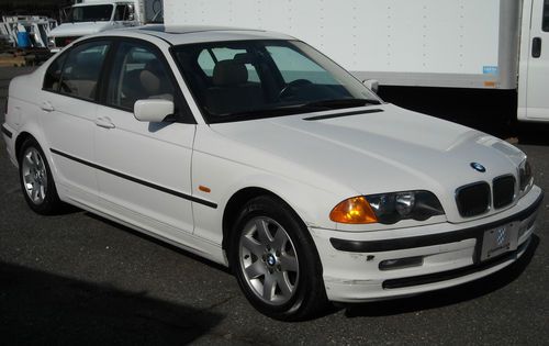 1 owner bmw 325i - white, leather, heated seats, sunroof, runs great