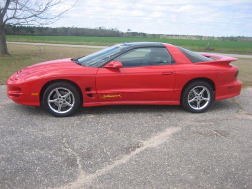 1999 pontiac firehawk red six speed 33000 miles