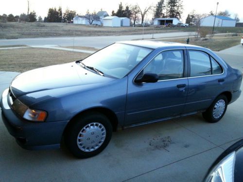 1998 nissan sentra, 4 door, 4 cylinder, blue, great fuel mileage, ac and heat