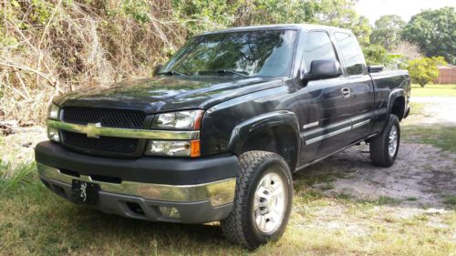 2004 chevrolet silverado 2500 hd lt extended cab pickup 4-door 6.0l