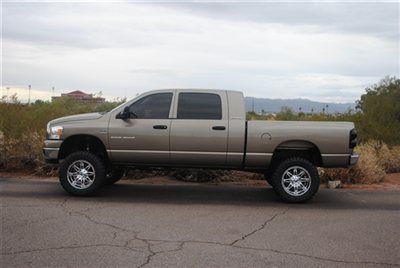 Lifted 2007 dodge ram 1500 mega cab 5.7l hemi...lifted dodge ram mega cab slt..