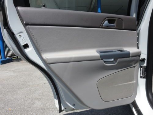08 Volvo S40 2.4i Clean Carfax Leather 5 Cylinder 07 09 Luxury Like New, US $8,988.00, image 31