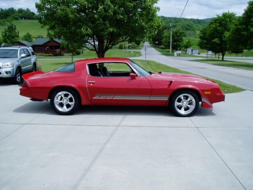 1980 chevrolet camaro z28. 1 owner . original paint. documentation.