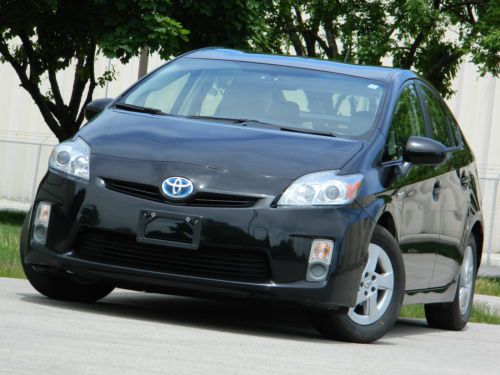 2010 toyota prius 5dr hb iii one owner super clean runs and drives perfect